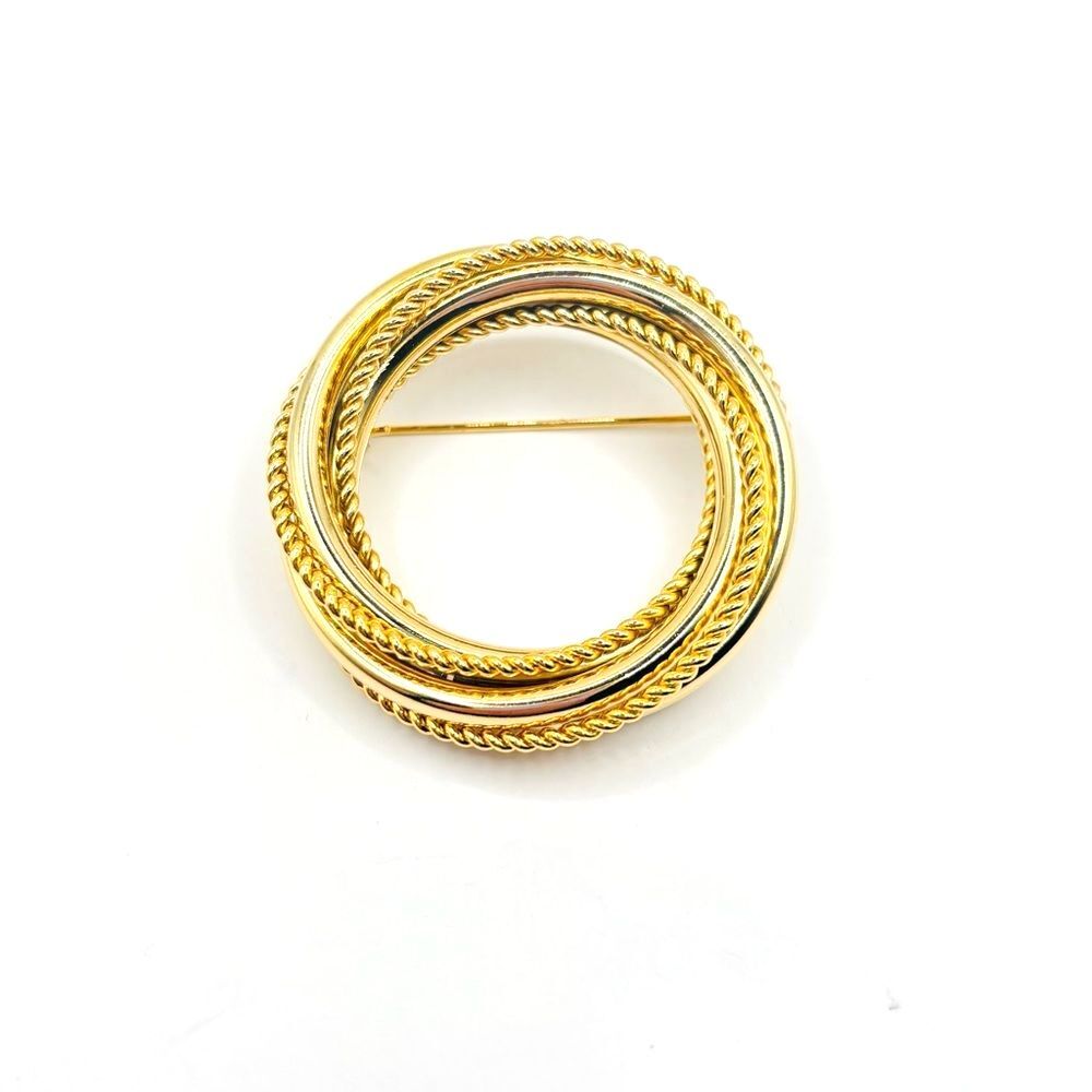 Elegant Round Textured Gold Brooch
